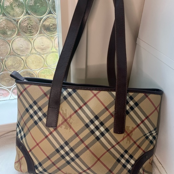 Matching Authentic vintage Burberry classic nova check bag and wallet combo! - Picture 3 of 16